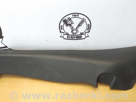 ФОТО Накладка обшивка задней стойки для Ford Mondeo 3 (09.2000 - 08.2007) Киев