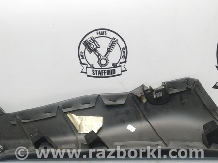 ФОТО Накладка обшивка задней стойки для Ford Mondeo 3 (09.2000 - 08.2007) Киев
