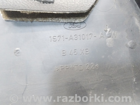ФОТО Накладка обшивка задней стойки для Ford Mondeo 3 (09.2000 - 08.2007) Киев