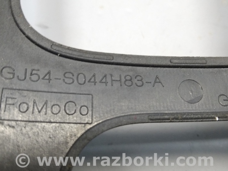 ФОТО Накладка центр. напольной консоли для Ford Escape 3 (01.2012-12.2018) Киев