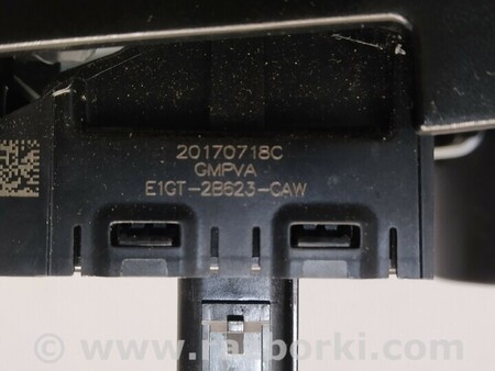 ФОТО Накладка центр. напольной консоли для Ford Edge 2 (02.2015-...) Киев