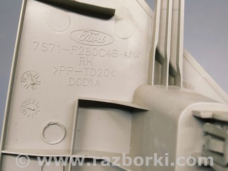 ФОТО Обшивка правой задней стойки для Ford Mondeo 4 (09.2007-08.2014) Киев