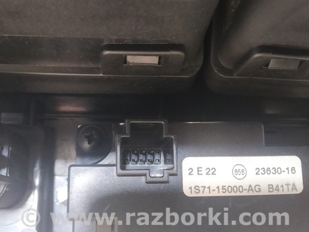 ФОТО Рамка центральной приборной панели в сборе для Ford Mondeo 3 (09.2000 - 08.2007) Киев