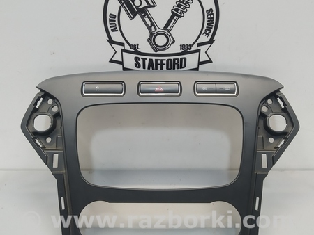 ФОТО Рамка центр консоли под магнитолу и климат для Ford Mondeo 4 (09.2007-08.2014) Киев