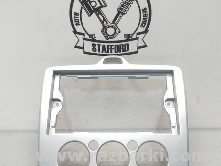 ФОТО Рамка центр консоли под магнитолу и печку для Ford Focus 2 (08.2004 - 07.2010) Киев