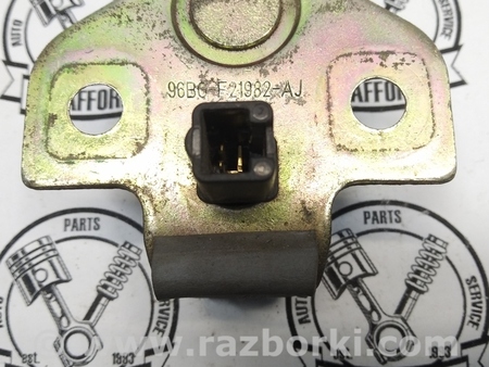 ФОТО Скоба замка двери для Ford Mondeo 2 (09.1996 - 08.2000) Киев