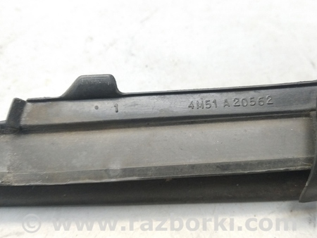 ФОТО Уплотнитель внешний двери передней правой для Ford Focus 2 (08.2004 - 07.2010) Киев