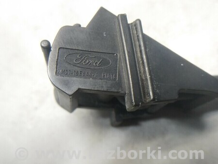 ФОТО Форсунка омывателя лобового стекла для Ford C-Max Mk1, Mk2 Киев