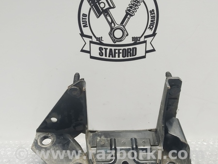 ФОТО Кронштейн (корпус) опоры коробки для Ford Mondeo 3 (09.2000 - 08.2007) Киев