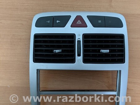 ФОТО Накладка торпедо для Peugeot 307 Киев