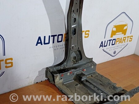 ФОТО Стойка кузова центральная для Mazda 3 BM (2013-...) (III) Киев