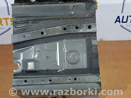 ФОТО Стойка кузова центральная для Mazda 3 BM (2013-...) (III) Киев