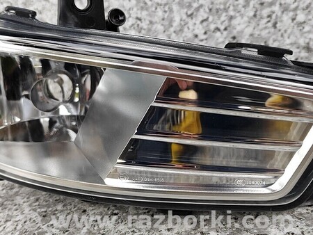 ФОТО Противотуманная фара для Mercedes-Benz Actros Киев