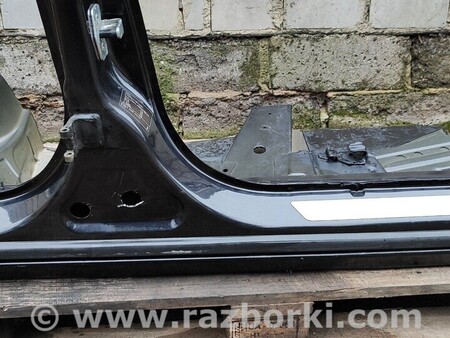 ФОТО Стойка кузова центральная для Opel Astra H (2004-2014) Киев