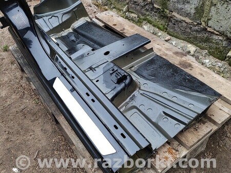 ФОТО Стойка кузова центральная для Opel Astra H (2004-2014) Киев