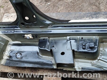 ФОТО Стойка кузова центральная для Opel Astra H (2004-2014) Киев