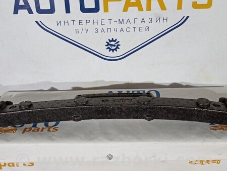 ФОТО Наполнитель бампера для Toyota Auris E180 (08.2012-03.2018) Киев