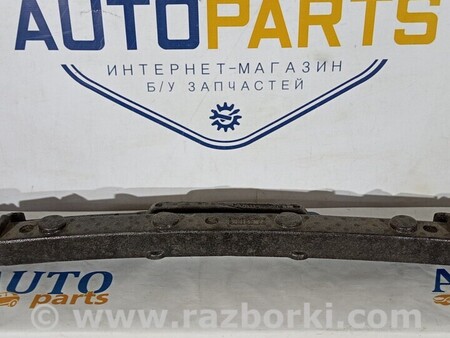 ФОТО Наполнитель бампера для Toyota Auris E180 (08.2012-03.2018) Киев