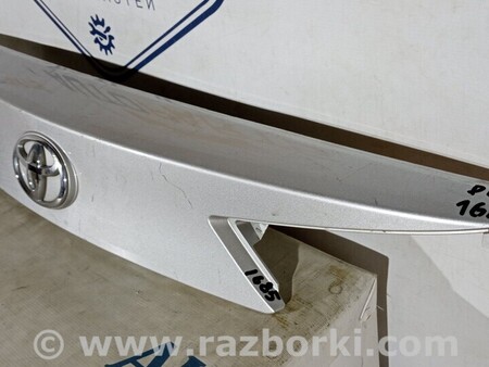 ФОТО Накладка крышки багажника для Toyota Auris E180 (08.2012-03.2018) Киев