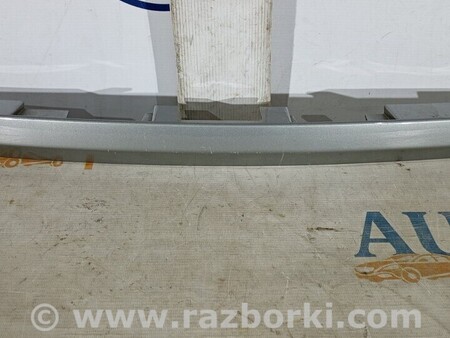 ФОТО Накладка крышки багажника для Toyota Avensis T270 (10.2008-12.2012) Киев
