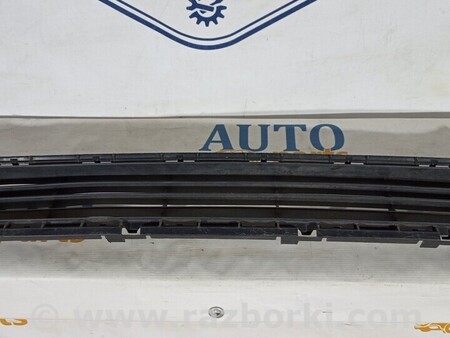 ФОТО Решетка бампера для Toyota Avensis T270 (10.2008-12.2012) Киев
