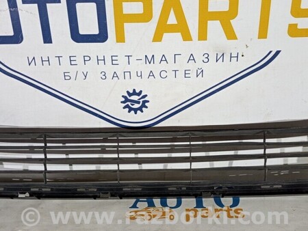 ФОТО Решетка бампера для Toyota Avensis T270 (10.2008-12.2012) Киев