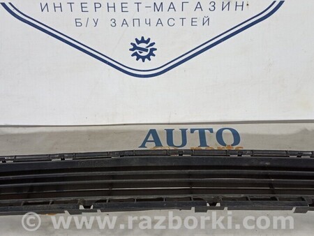 ФОТО Решетка бампера для Toyota Avensis T270 (10.2008-12.2012) Киев