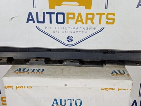 ФОТО Накладка порога для Toyota Avensis T270 (10.2008-12.2012) Киев