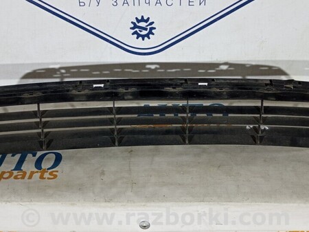 ФОТО Решетка бампера для Toyota Avensis T270 (10.2008-12.2012) Киев
