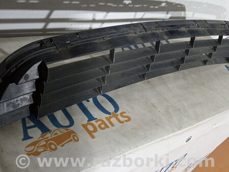 ФОТО Решетка бампера для Toyota Avensis T270 (10.2008-12.2012) Киев