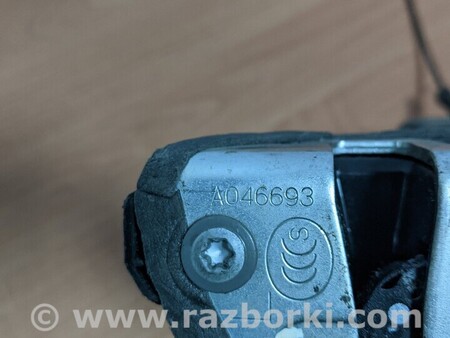 ФОТО Замок двери для Toyota Avensis T270 (10.2008-12.2012) Киев