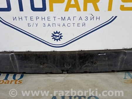 ФОТО Молдинг переднего бампера для Opel Astra J (2009-2016) Киев