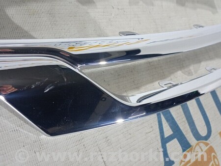 ФОТО Молдинг переднего бампера для Opel Astra K (15-21) Киев