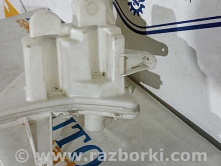 ФОТО Бачок омывателя для Toyota Auris E180 (08.2012-03.2018) Киев