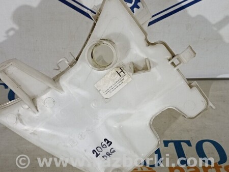 ФОТО Бачок омывателя для Toyota Auris E180 (08.2012-03.2018) Киев
