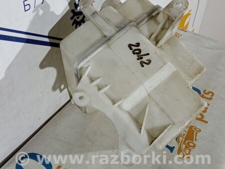 ФОТО Бачок омывателя для Toyota Avensis T270 (10.2008-12.2012) Киев