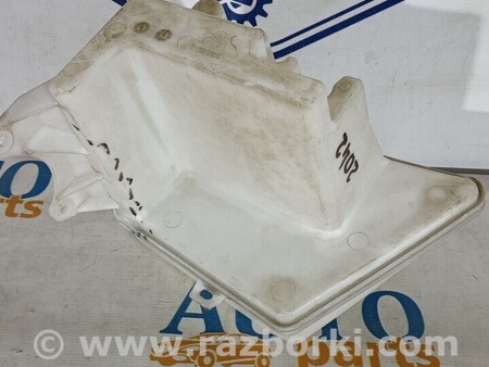 ФОТО Бачок омывателя для Toyota Avensis T270 (10.2008-12.2012) Киев