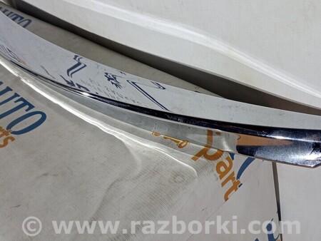 ФОТО Накладка крышки багажника для Suzuki Baleno Киев
