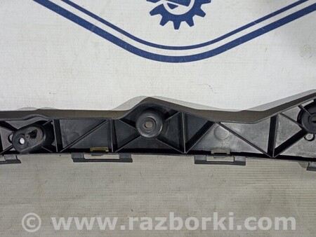 ФОТО Кронштейн крыла для Ford C-Max Mk1, Mk2 Киев