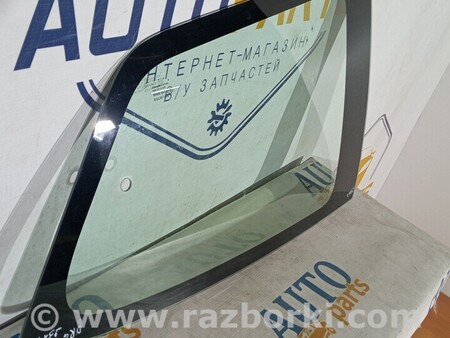 ФОТО Стекло в кузов для Toyota Aygo AB40 (2014-...) Киев