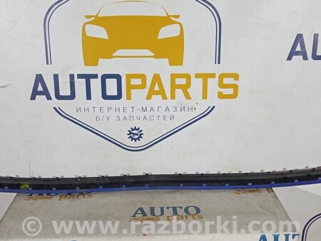 ФОТО Молдинг переднего бампера для Volkswagen Bora A4 (08.1998-01.2005) Киев