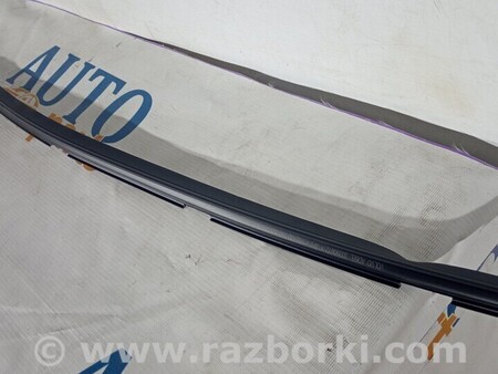 ФОТО Молдинг двери для Volvo XC60 Киев