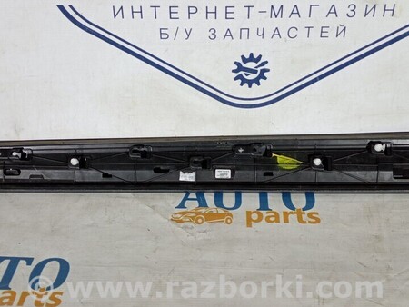 ФОТО Молдинг двери для Skoda Superb Киев