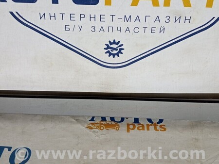 ФОТО Молдинг двери для Skoda Superb Киев