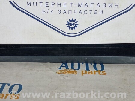 ФОТО Молдинг двери для Skoda Superb Киев