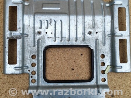 ФОТО Кронштейн крыла для Land Rover Range Rover Evoque Киев