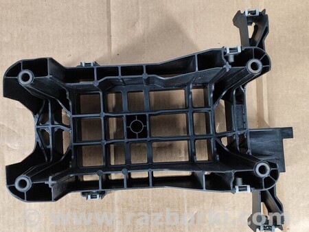 ФОТО Кронштейн АКПП для Land Rover Range Rover Evoque Киев