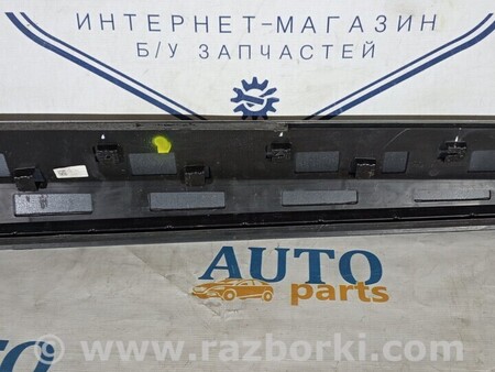ФОТО Молдинг двери для Volkswagen T-Roc (17-...) Киев
