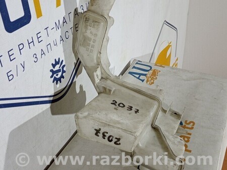ФОТО Бачок омывателя для Volkswagen Passat B6 (03.2005-12.2010) Киев