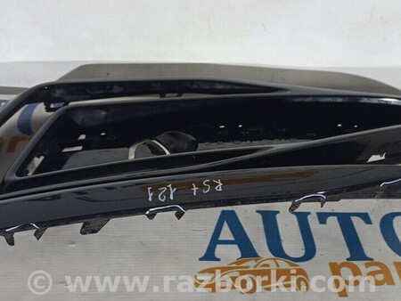 ФОТО Решетка бампера для Volkswagen Passat B8 (07.2014-...) Киев